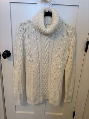 GAP Cream Ribbed Turtleneck Sweater